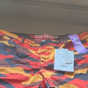 VIP orange army shorts